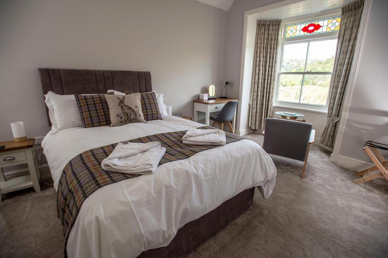 The Berwyn Arms Hotel Corwen Ngoại thất bức ảnh